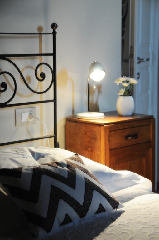 Massoni Bed And Breakfast Peschiera del Garda Exterior foto